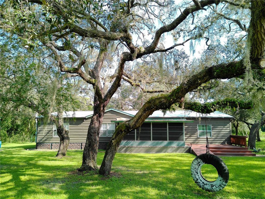 Photo of 11113 Black Walnut Street, Hudson, FL 34669 (MLS # TB8423007)