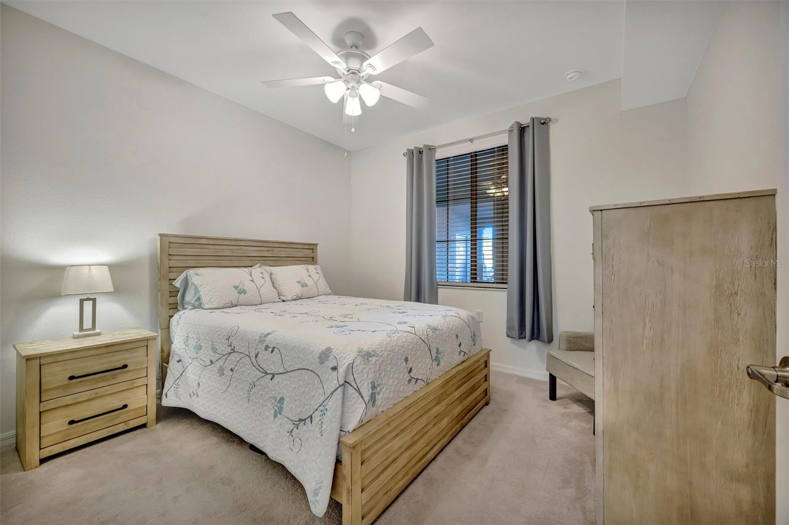 LAKEWOOD NATIONAL - Residential