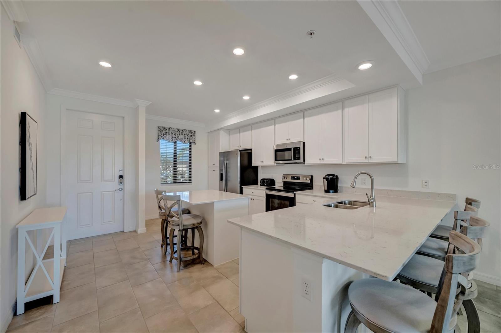 LAKEWOOD NATIONAL - Residential