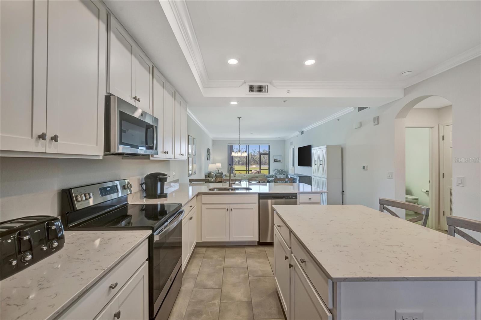 LAKEWOOD NATIONAL - Residential