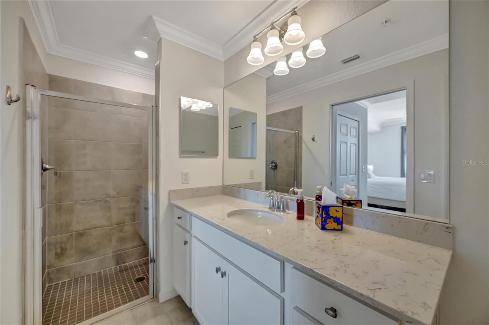 LAKEWOOD NATIONAL - Residential