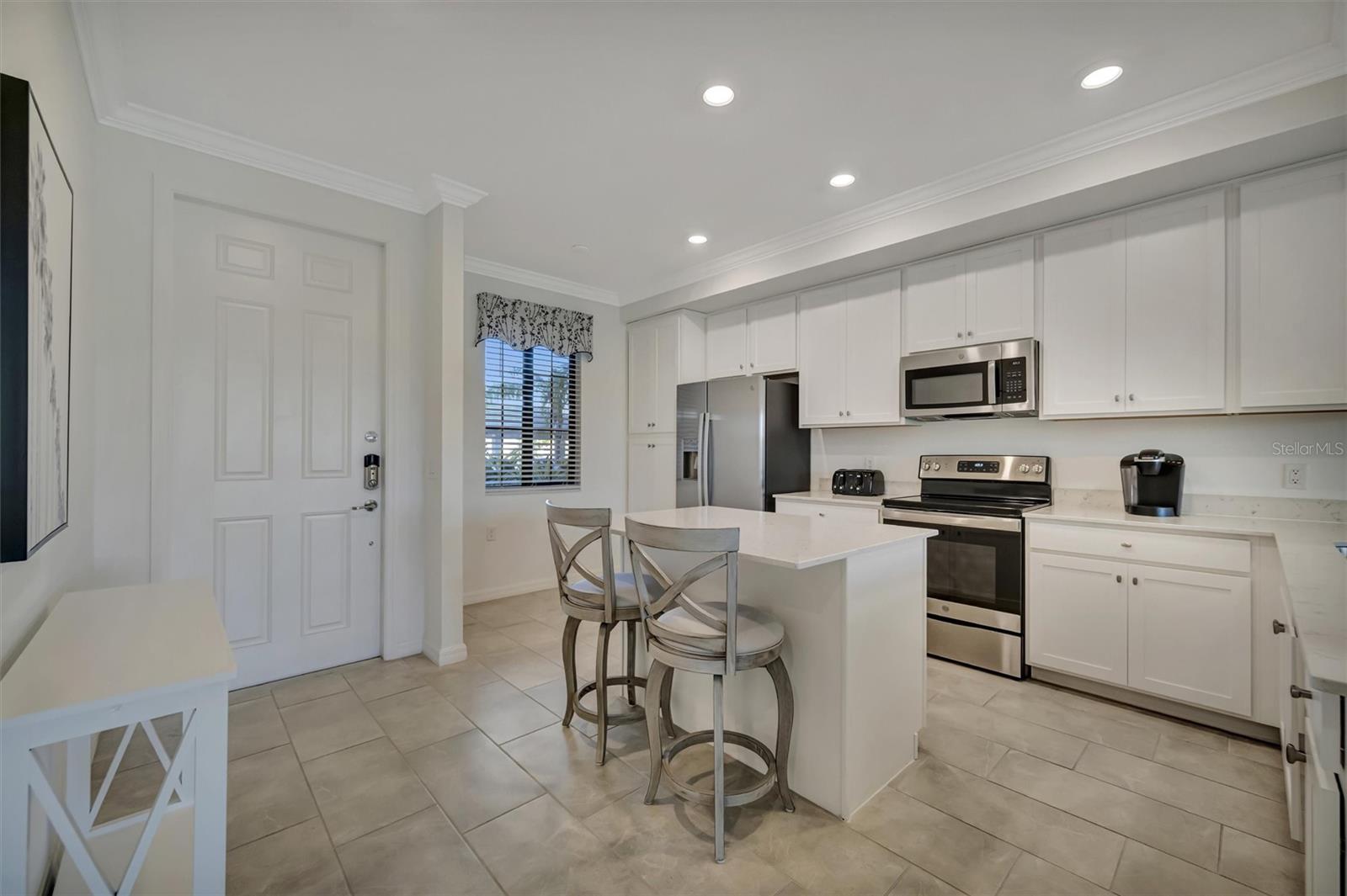 LAKEWOOD NATIONAL - Residential