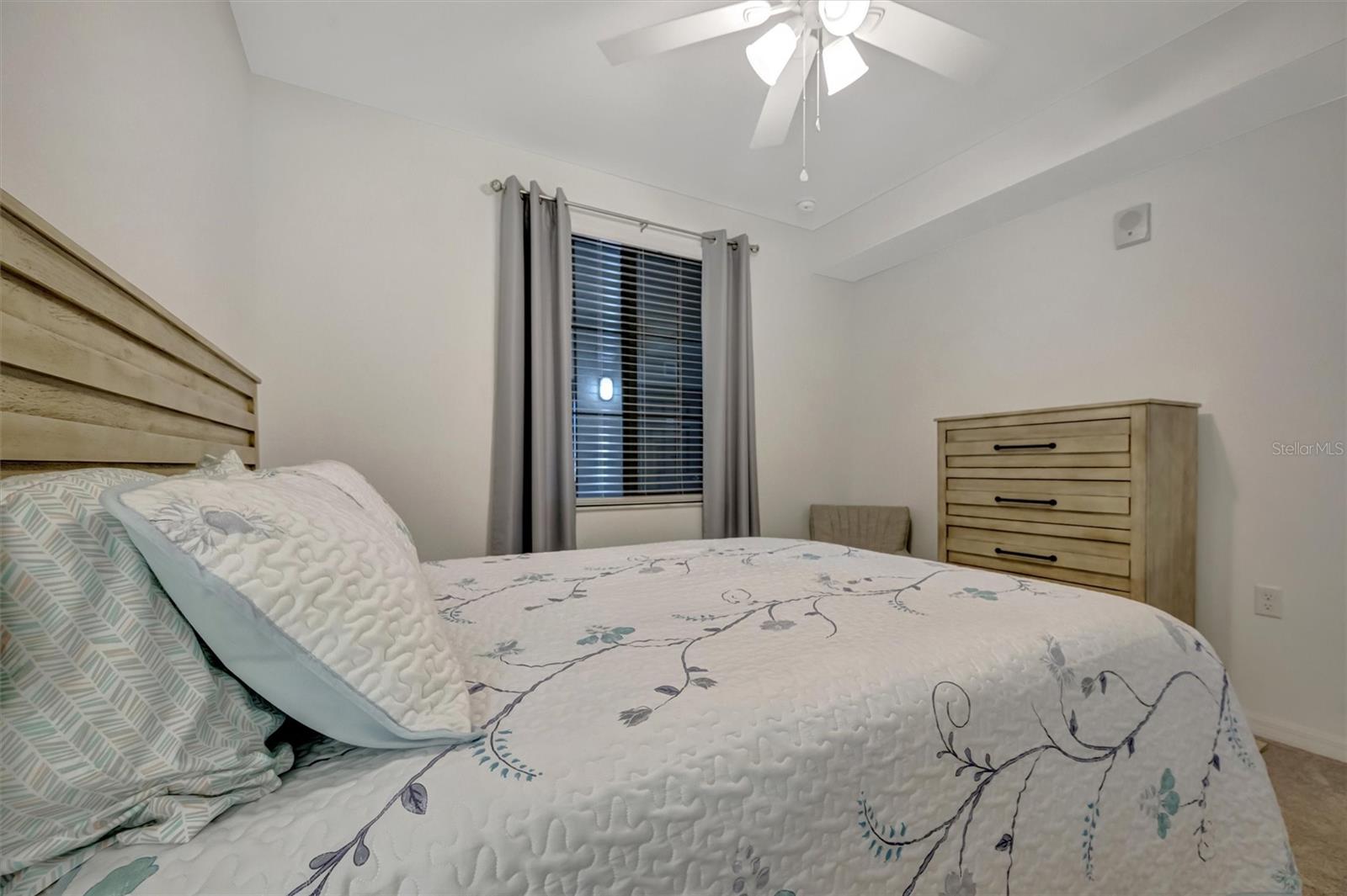 LAKEWOOD NATIONAL - Residential