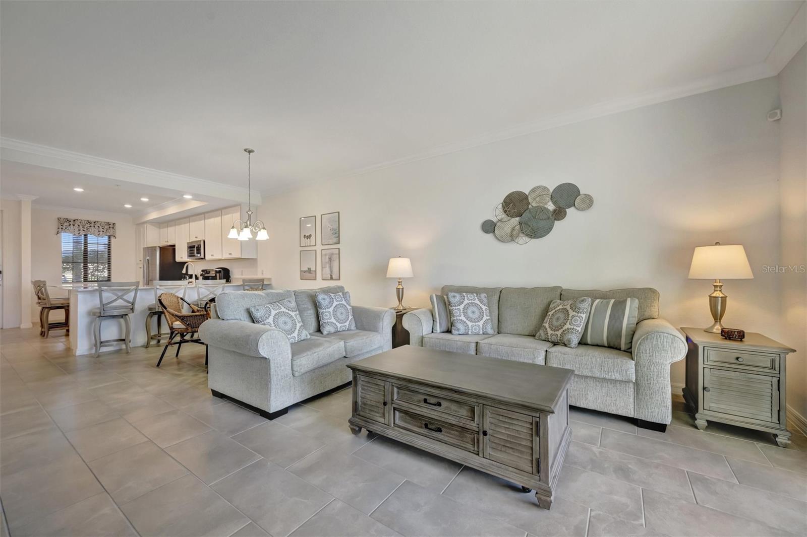 LAKEWOOD NATIONAL - Residential