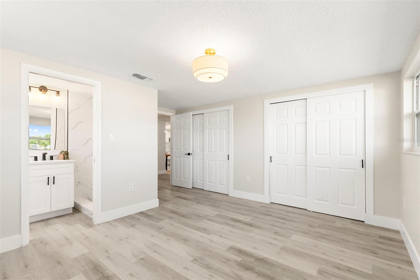 JASMINE LAKES - Residential