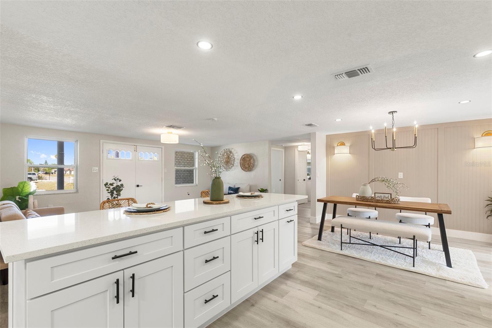 JASMINE LAKES - Residential