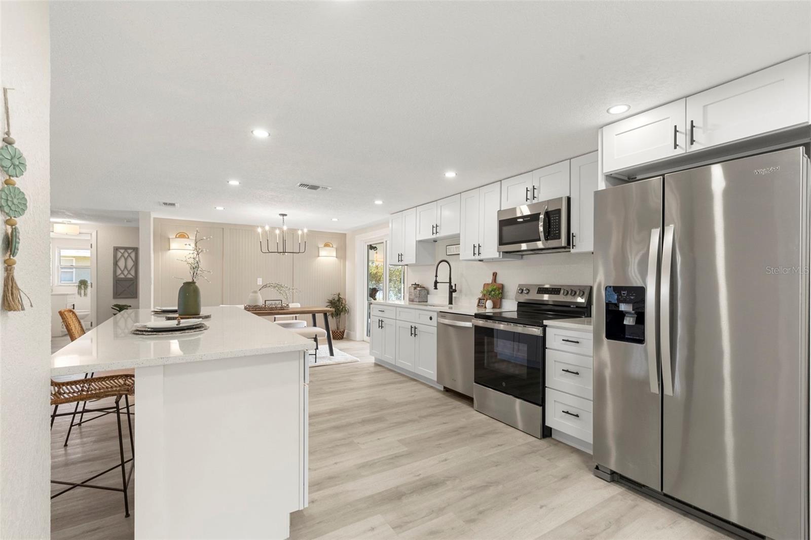 JASMINE LAKES - Residential