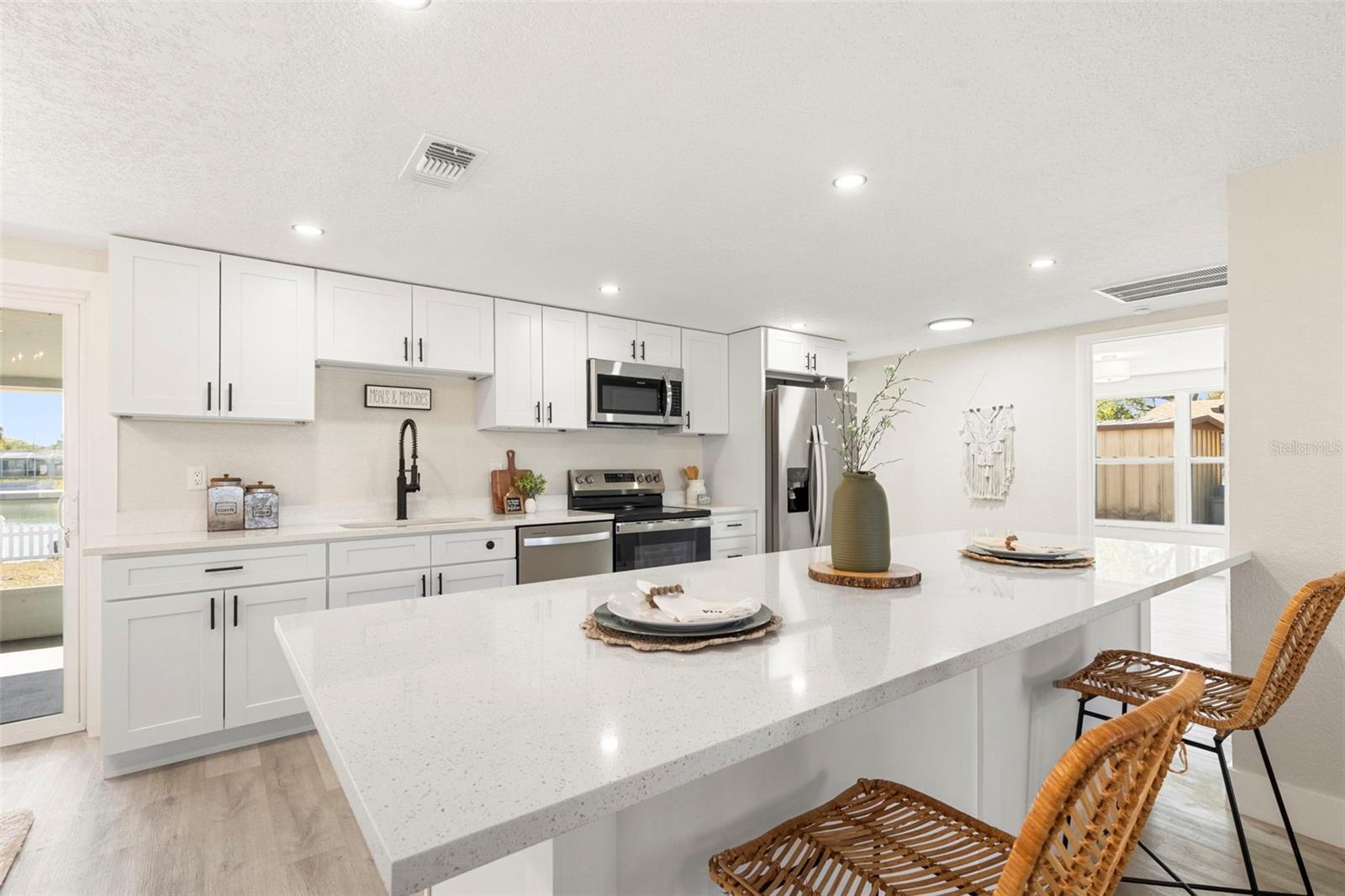 JASMINE LAKES - Residential