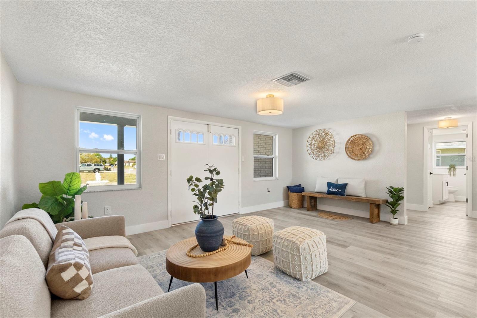 JASMINE LAKES - Residential