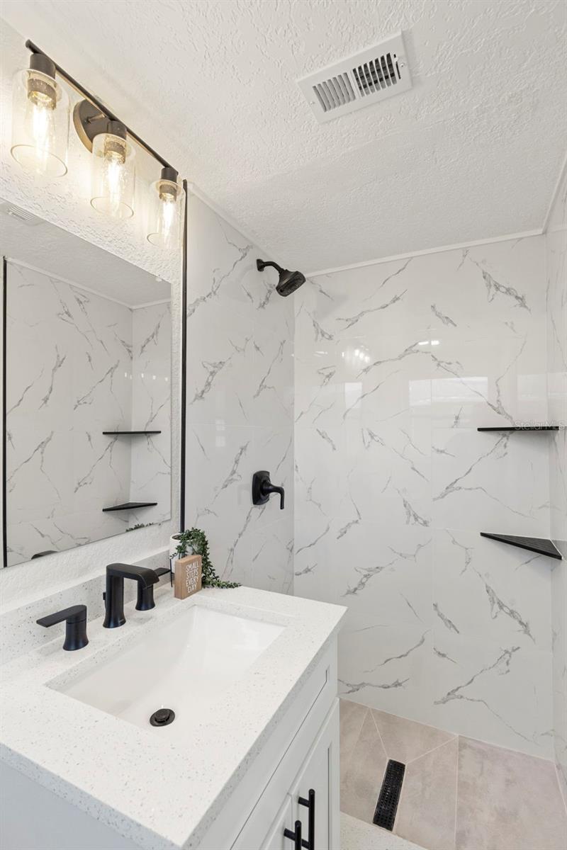 JASMINE LAKES - Residential