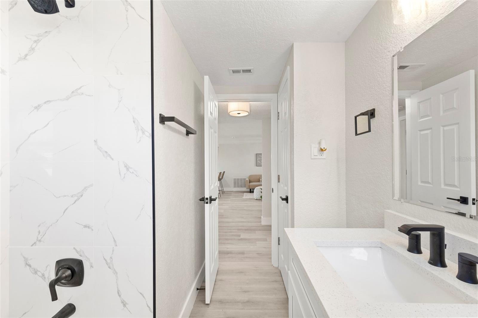 JASMINE LAKES - Residential