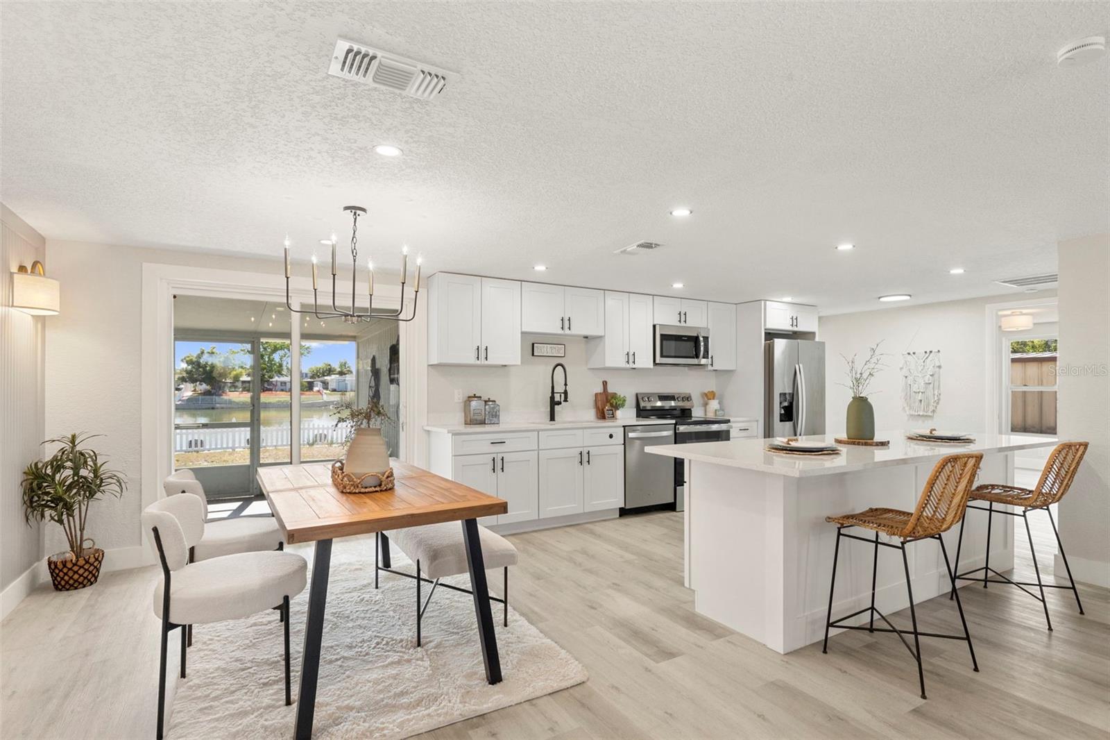 JASMINE LAKES - Residential