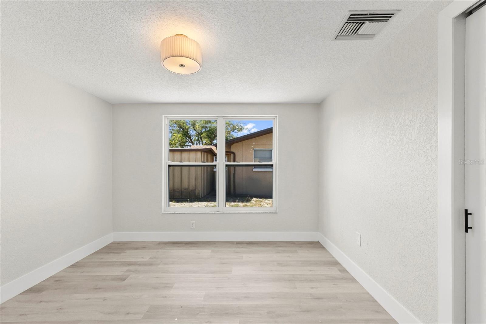 JASMINE LAKES - Residential