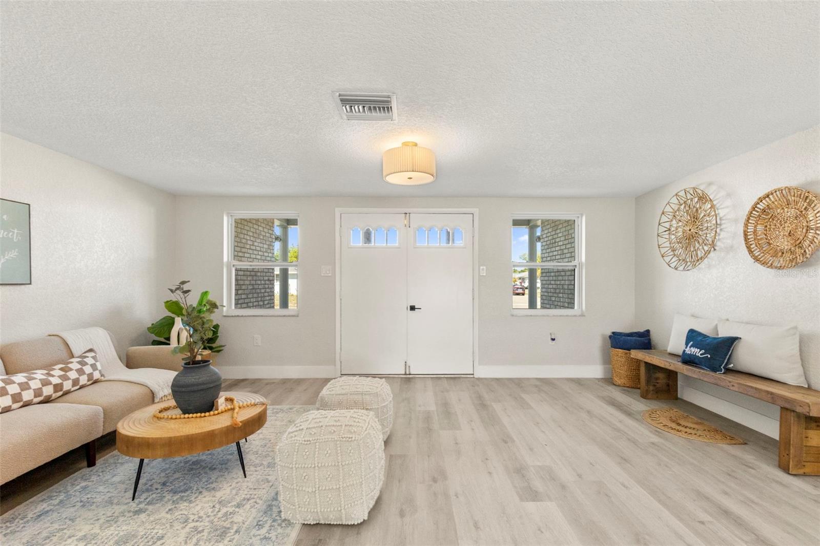 JASMINE LAKES - Residential