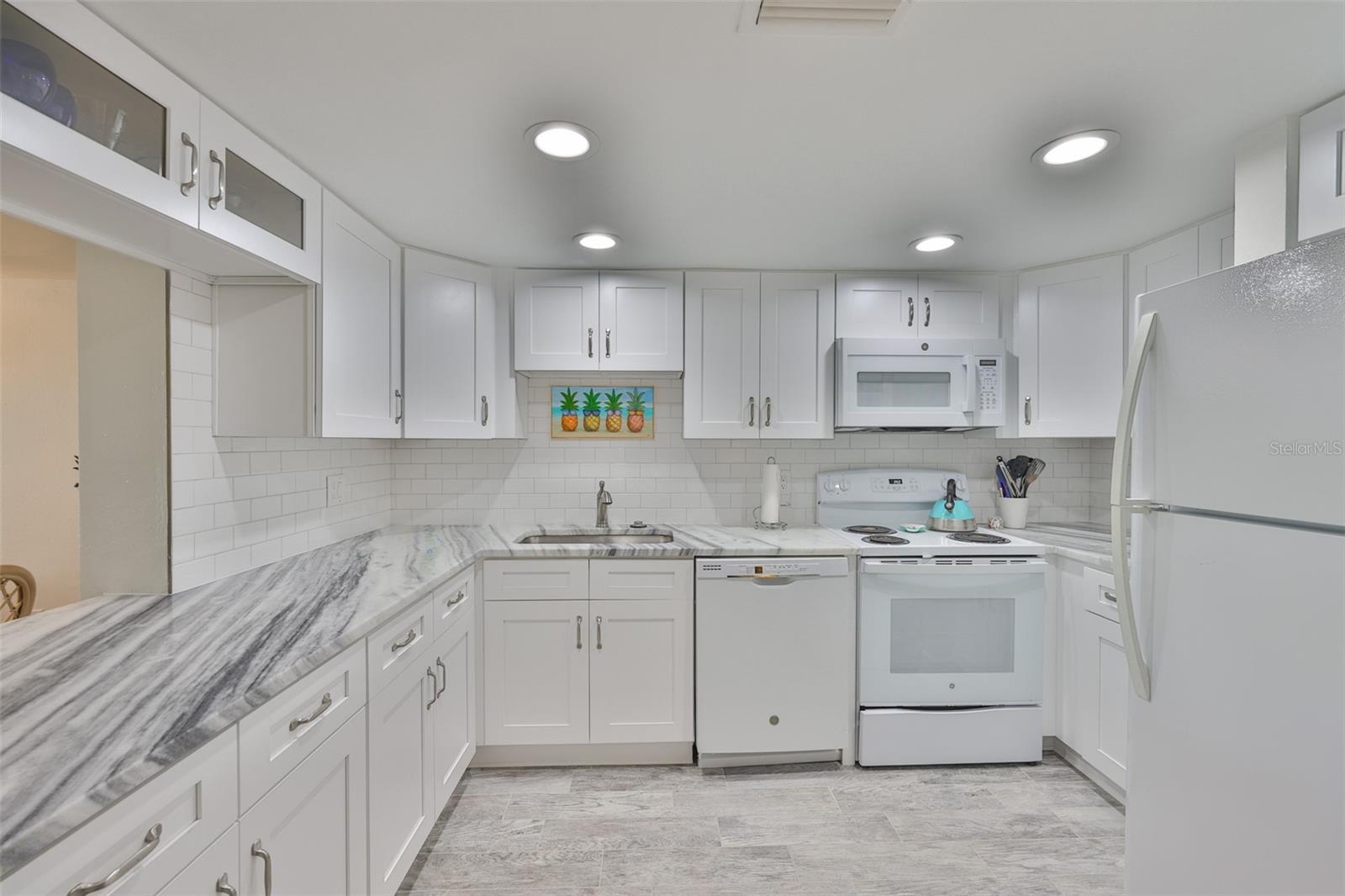ANCHOR POINT A CONDO - Residential