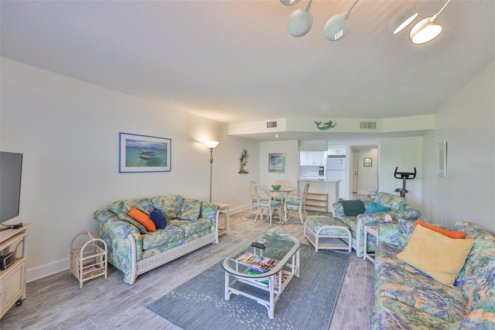 ANCHOR POINT A CONDO - Residential