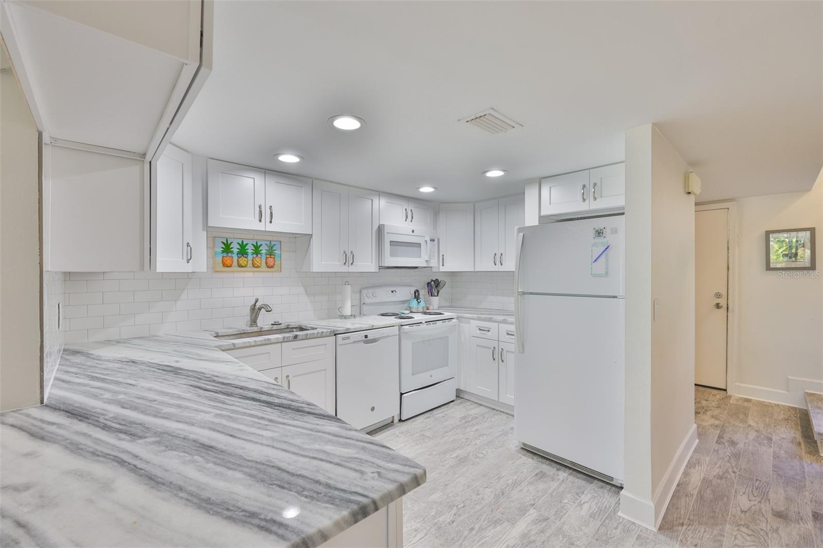 ANCHOR POINT A CONDO - Residential