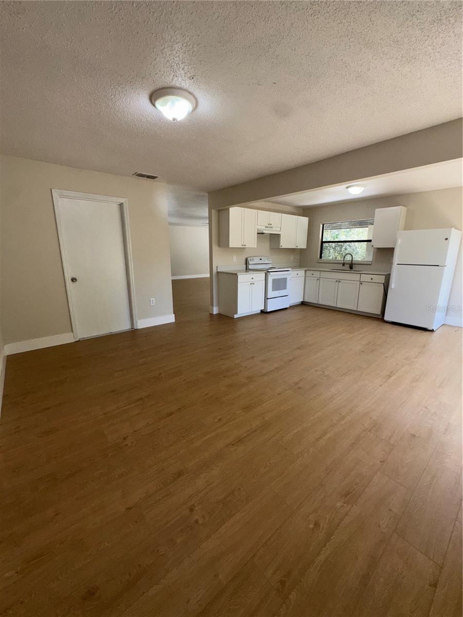 POINCIANA RE-PLAT PT NBRHD 01 VILLAGE 03 - Residential