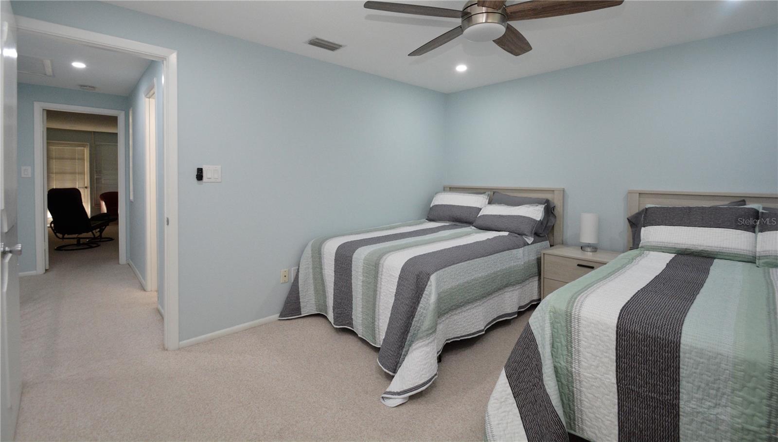 VENICE TOWN HOUSE - Residential Lease