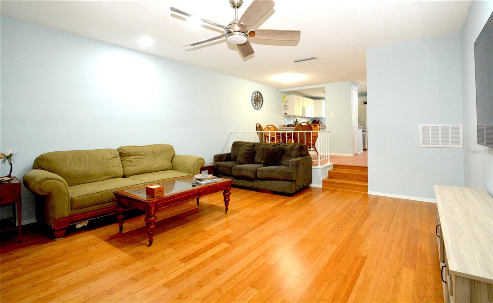 VENICE TOWN HOUSE - Residential Lease