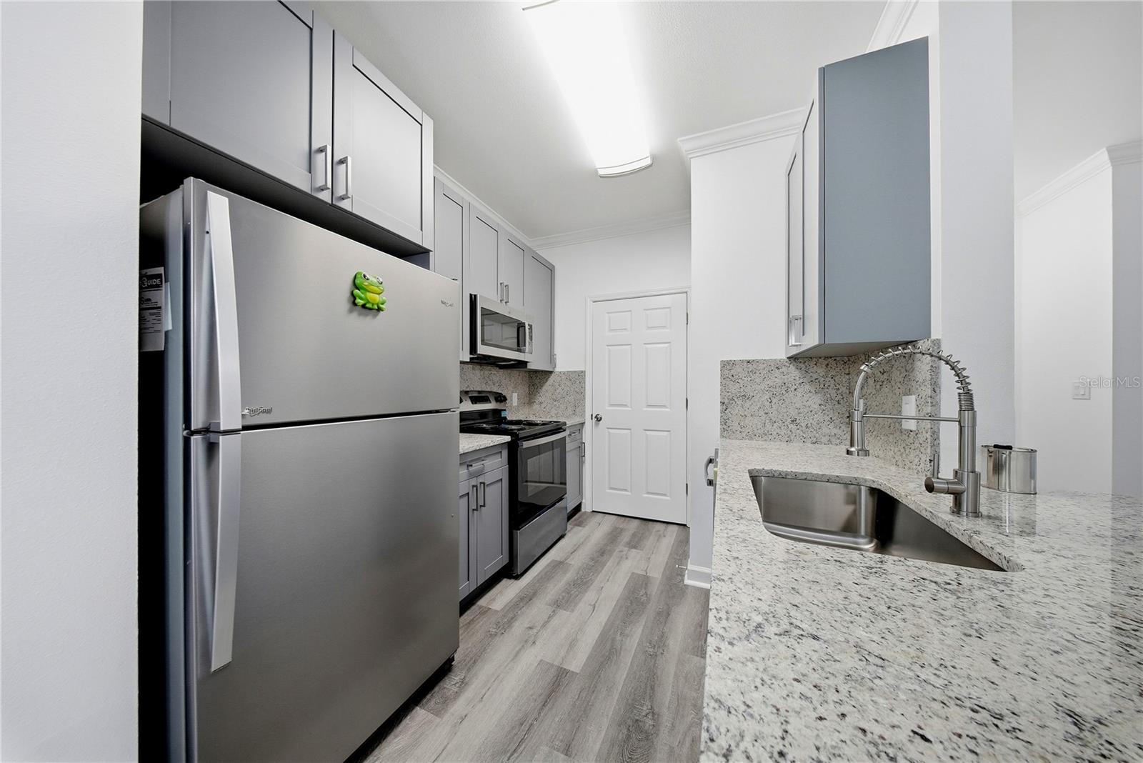 EQUESTRIAN PARC AT HIGHWOODS P - Residential