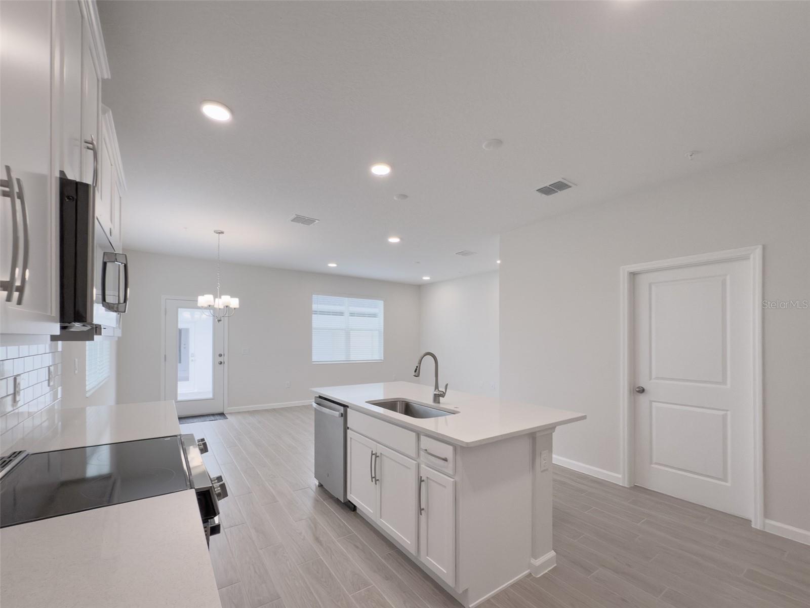 EMERSON POINTE - Residential Lease