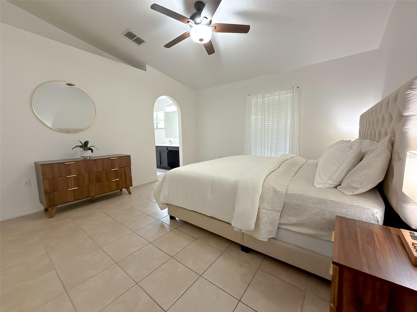 CORNER LAKE PH 03 A & B - Residential