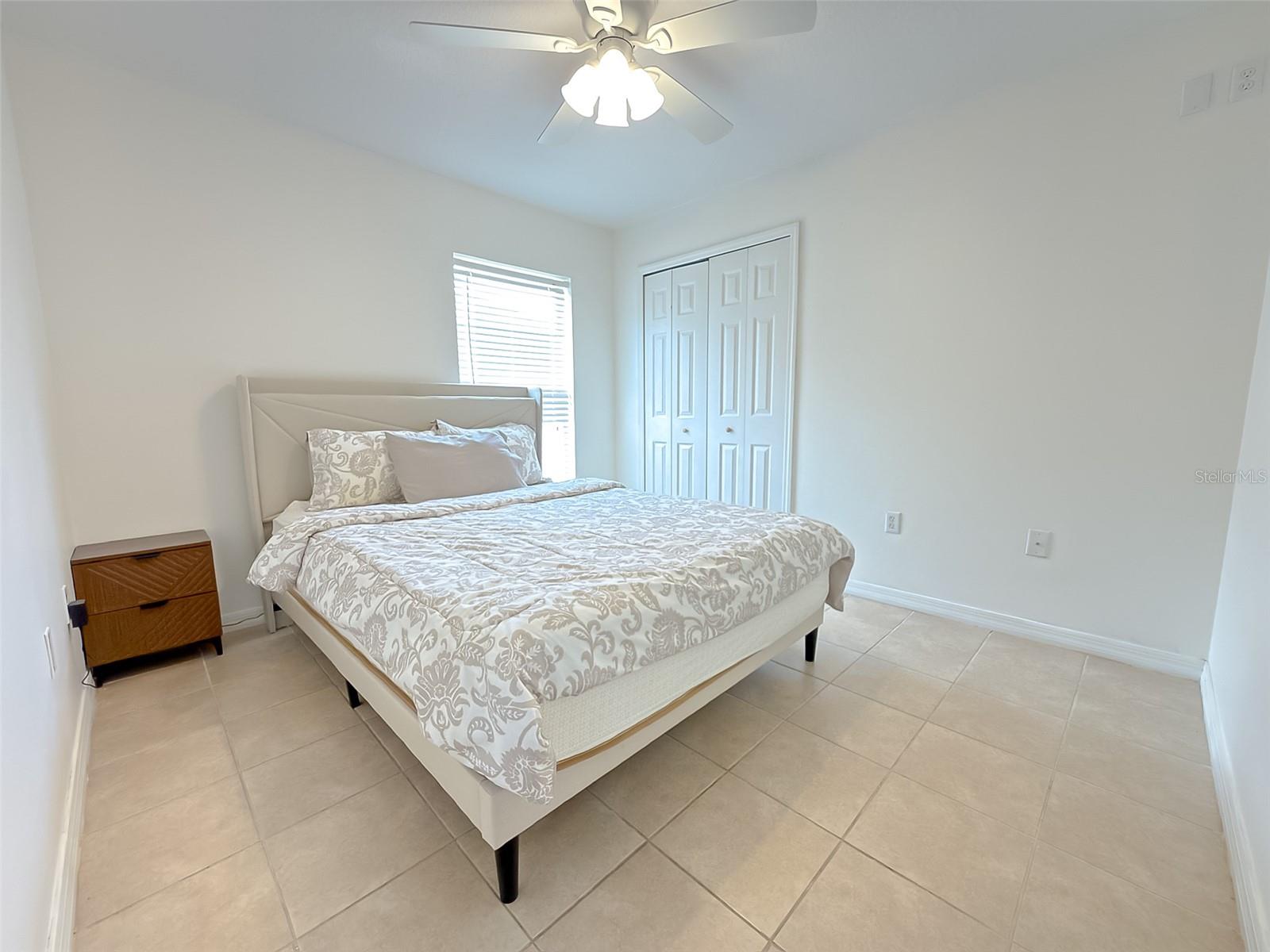 CORNER LAKE PH 03 A & B - Residential