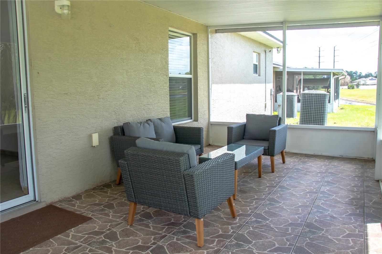 CORNER LAKE PH 03 A & B - Residential