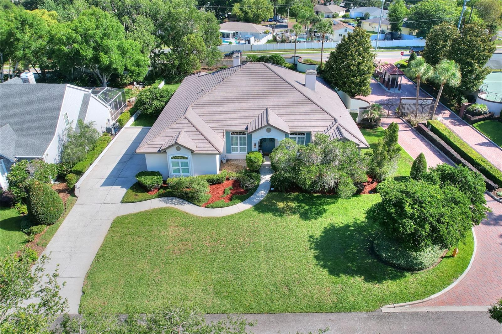 5019 LAKE IN THE WOODS BOULEVARD
