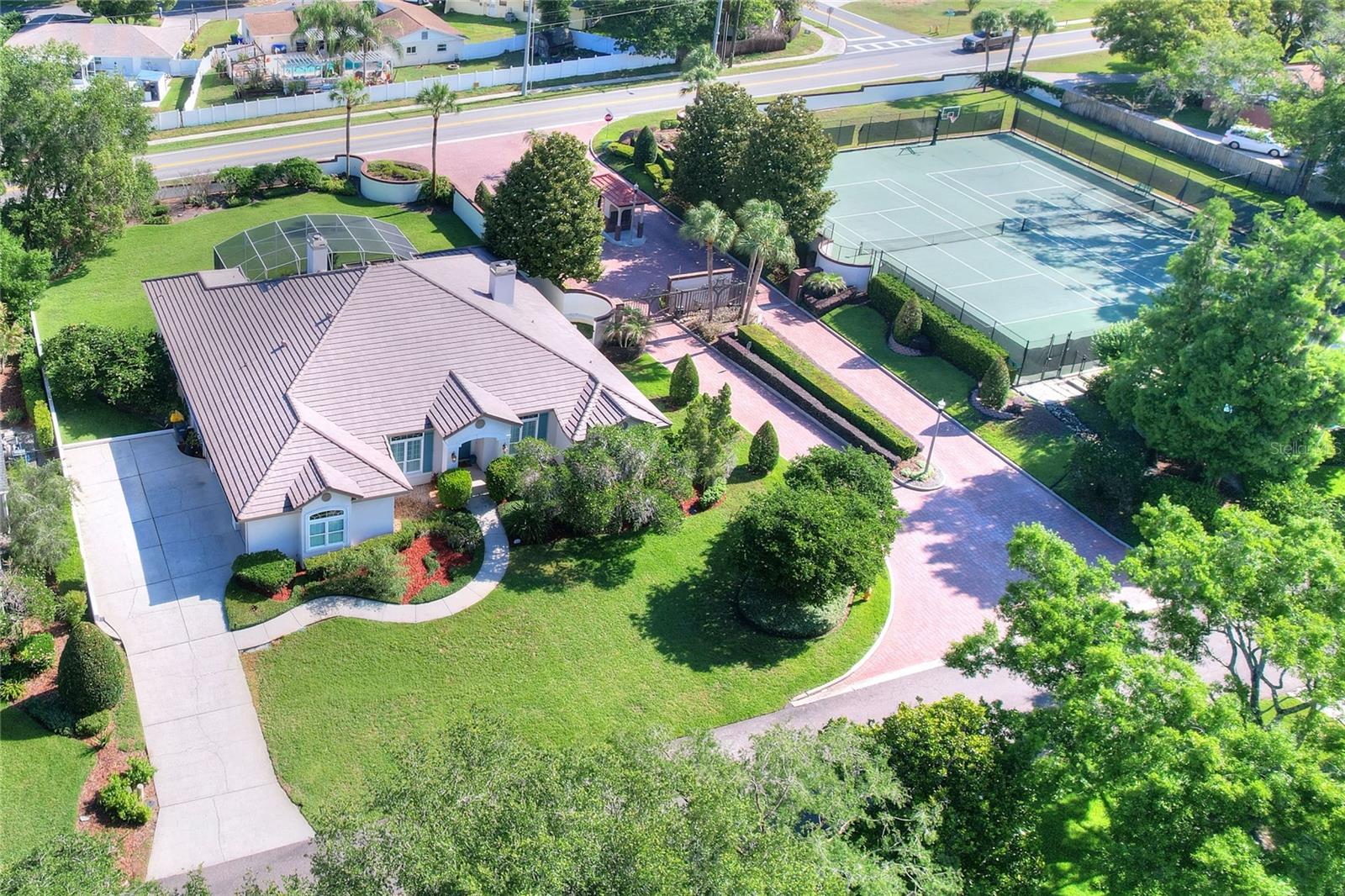 5019 LAKE IN THE WOODS BOULEVARD