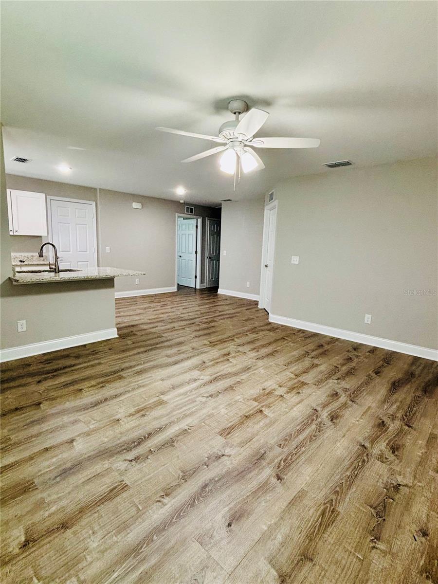 SOUTH FLORIDA RR ADD - Residential