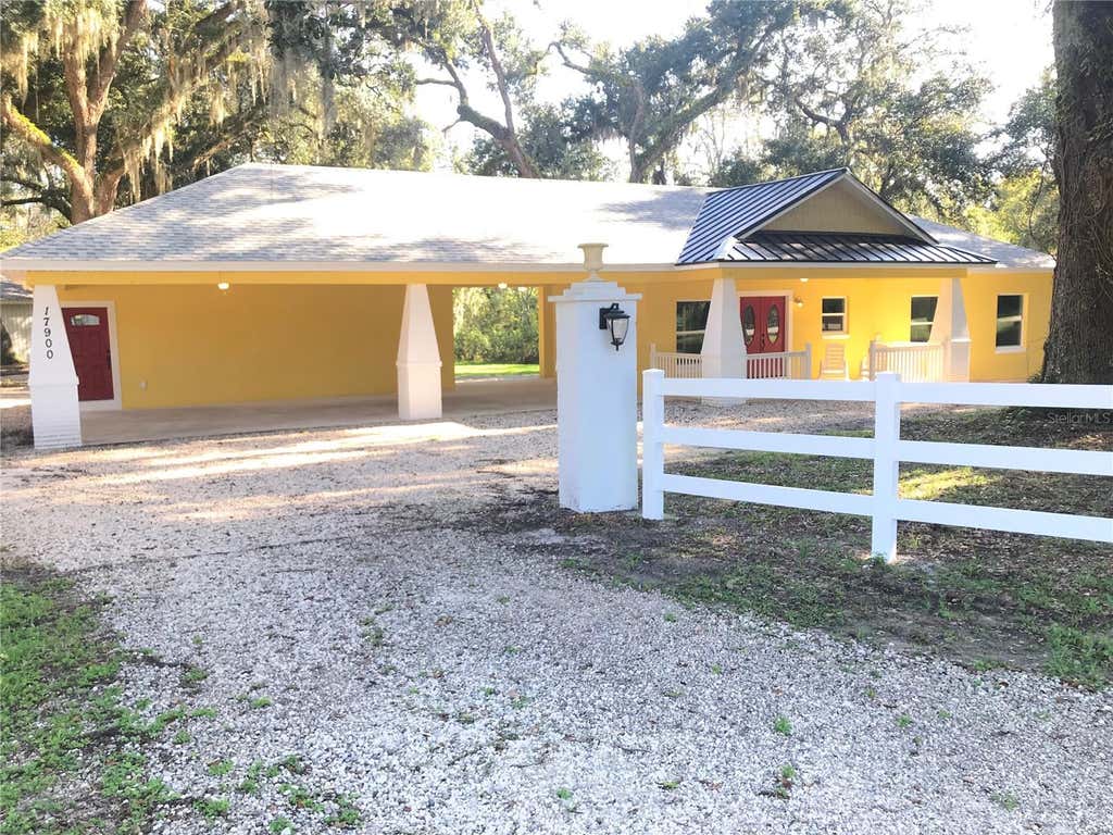 Photo of 17890 County Road 455, Clermont, FL 34715 (MLS # G5116127)