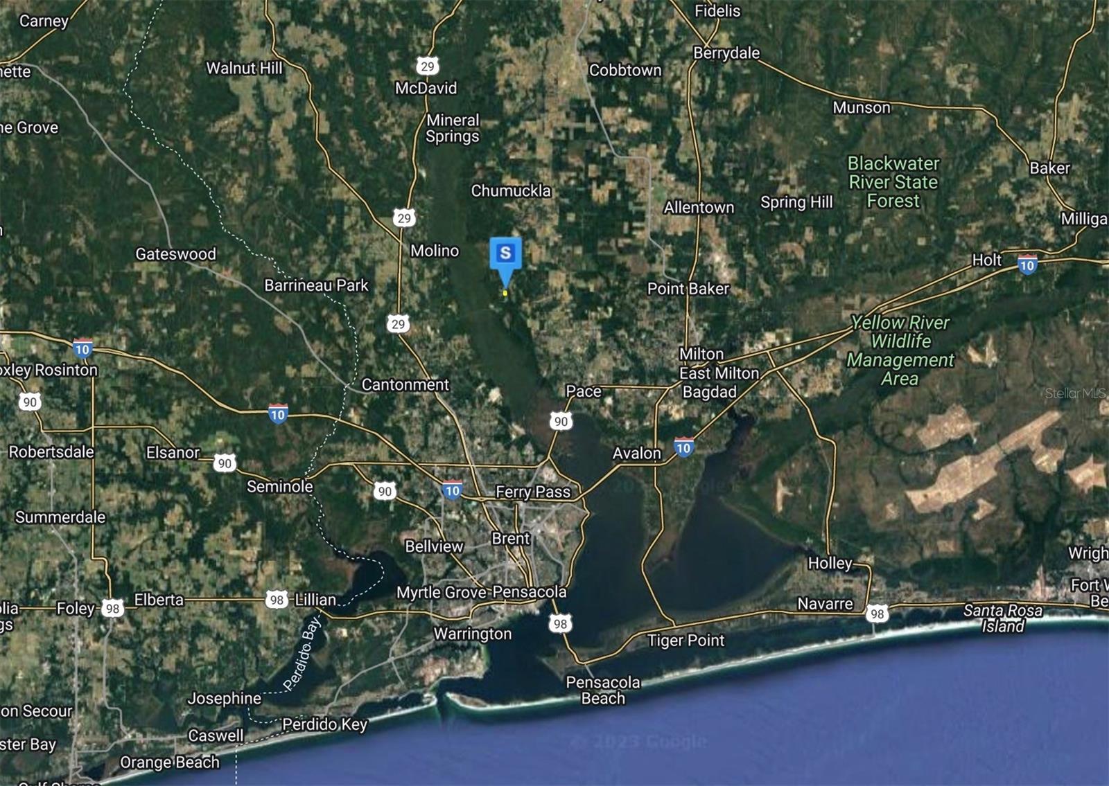 Main image without alt text