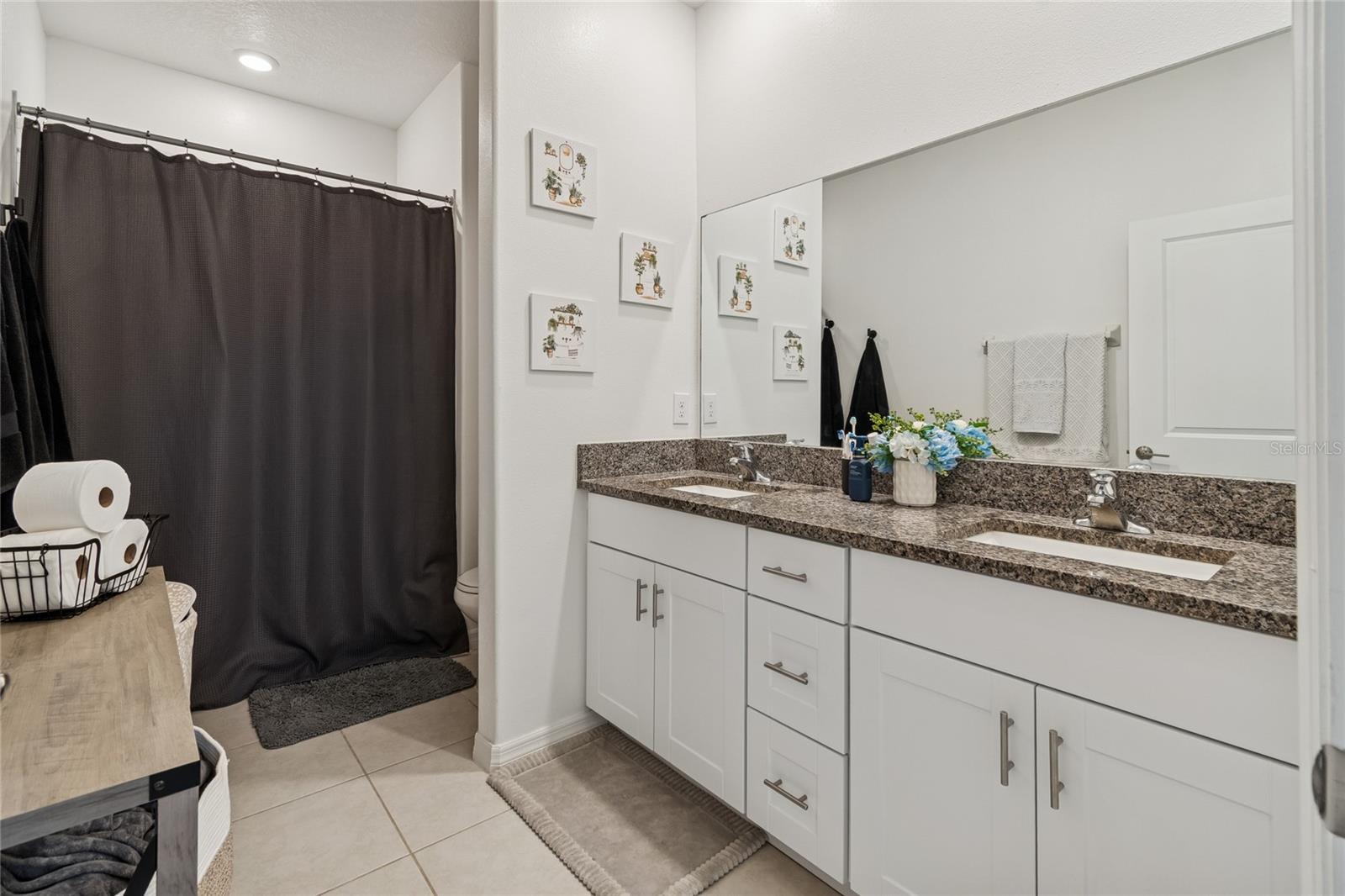 ABBOTT SQUARE PH 1A - Residential