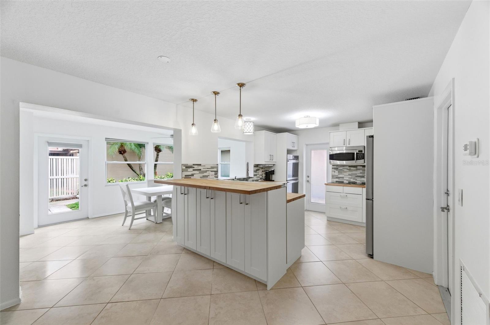 PLACIDO BAYOU - Residential