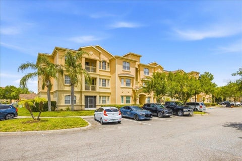 Photo of 301 Terrace Ridge Circle #301, Davenport, FL 33896 (MLS # O6416125)