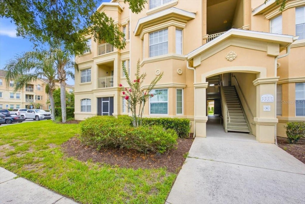 Photo of 301 Terrace Ridge Circle #301, Davenport, FL 33896 (MLS # O6416125)