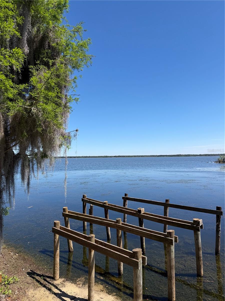 ORANGE LAKE SHORES - Residential