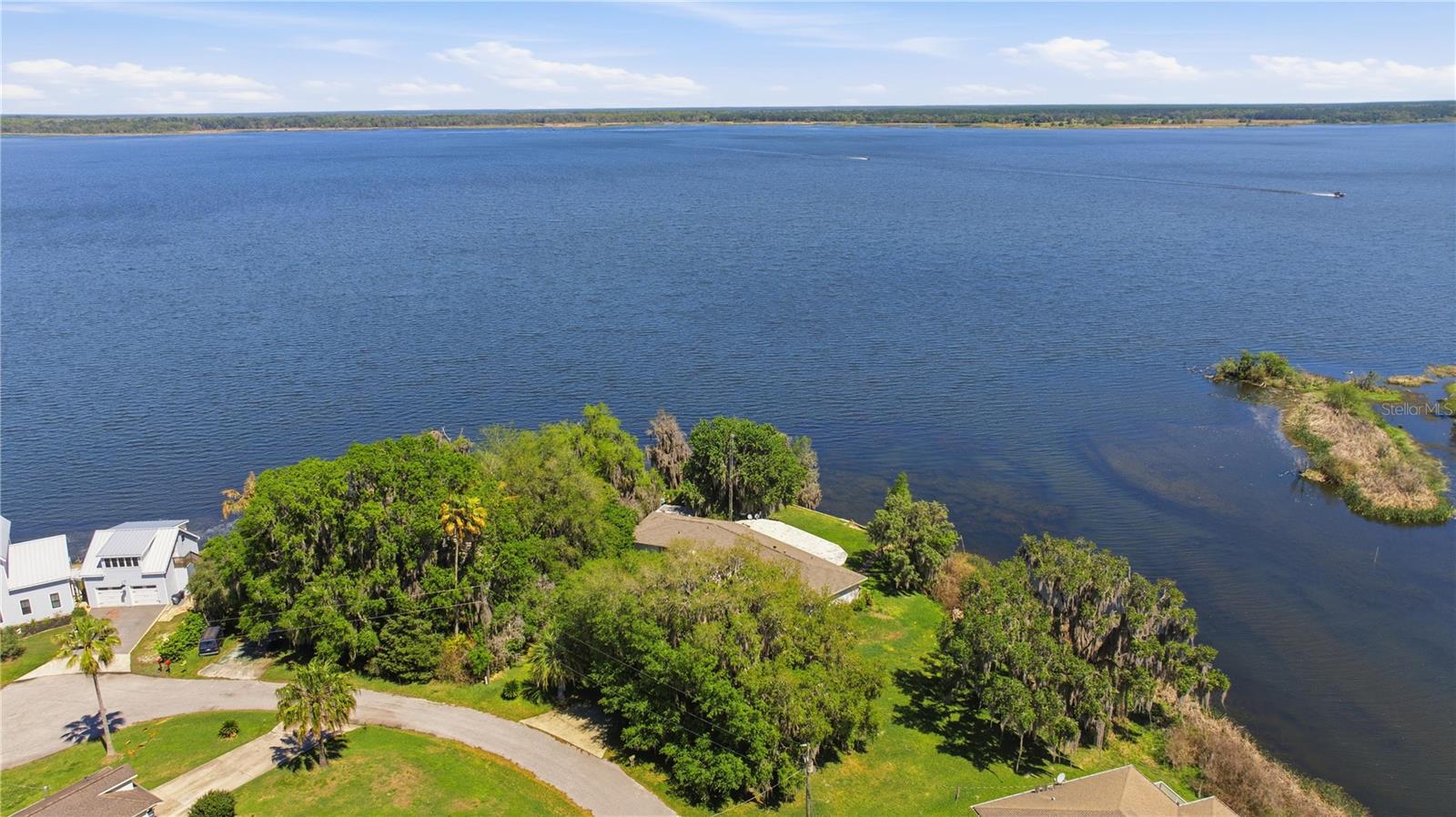 ORANGE LAKE SHORES - Residential