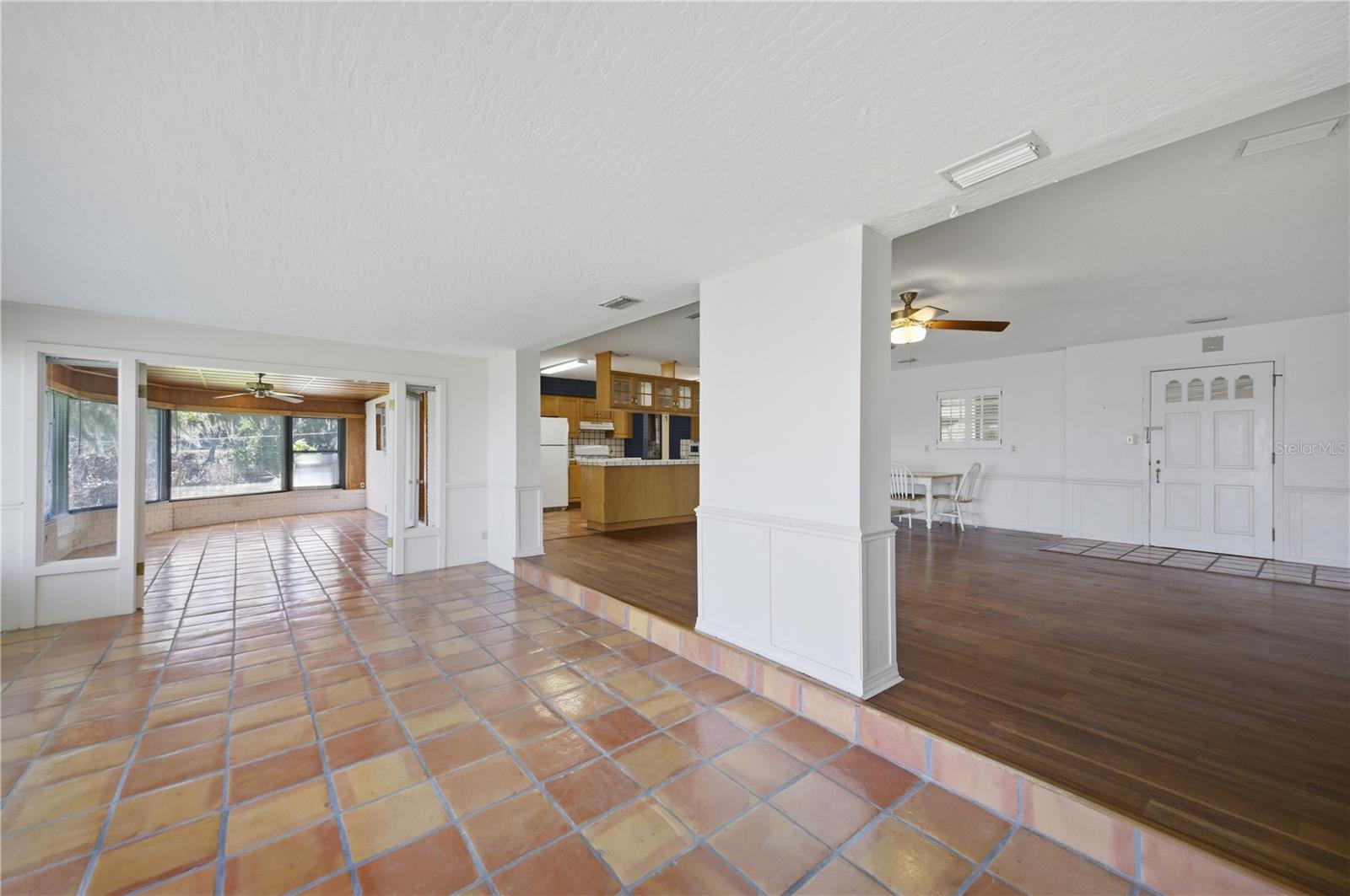 ORANGE LAKE SHORES - Residential