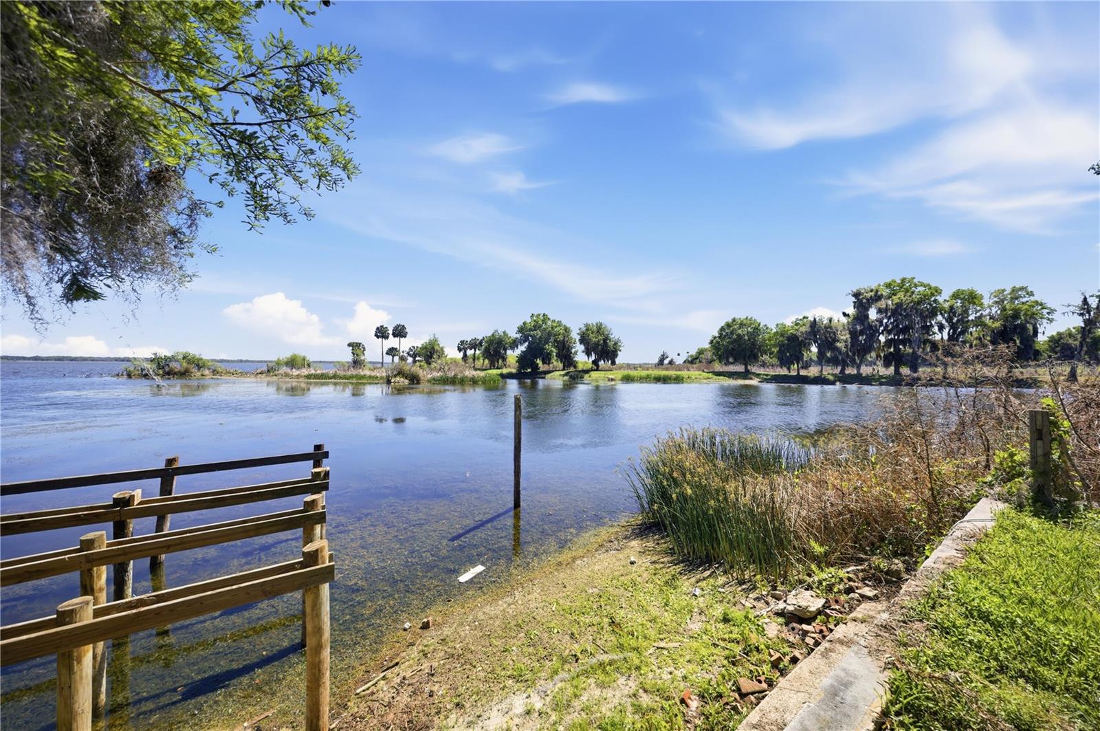 ORANGE LAKE SHORES - Residential