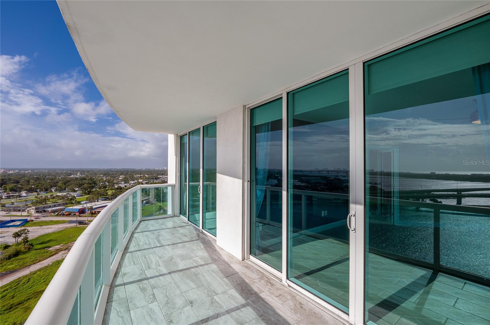 MARINA GRANDE/HALIFAX 01 - Residential