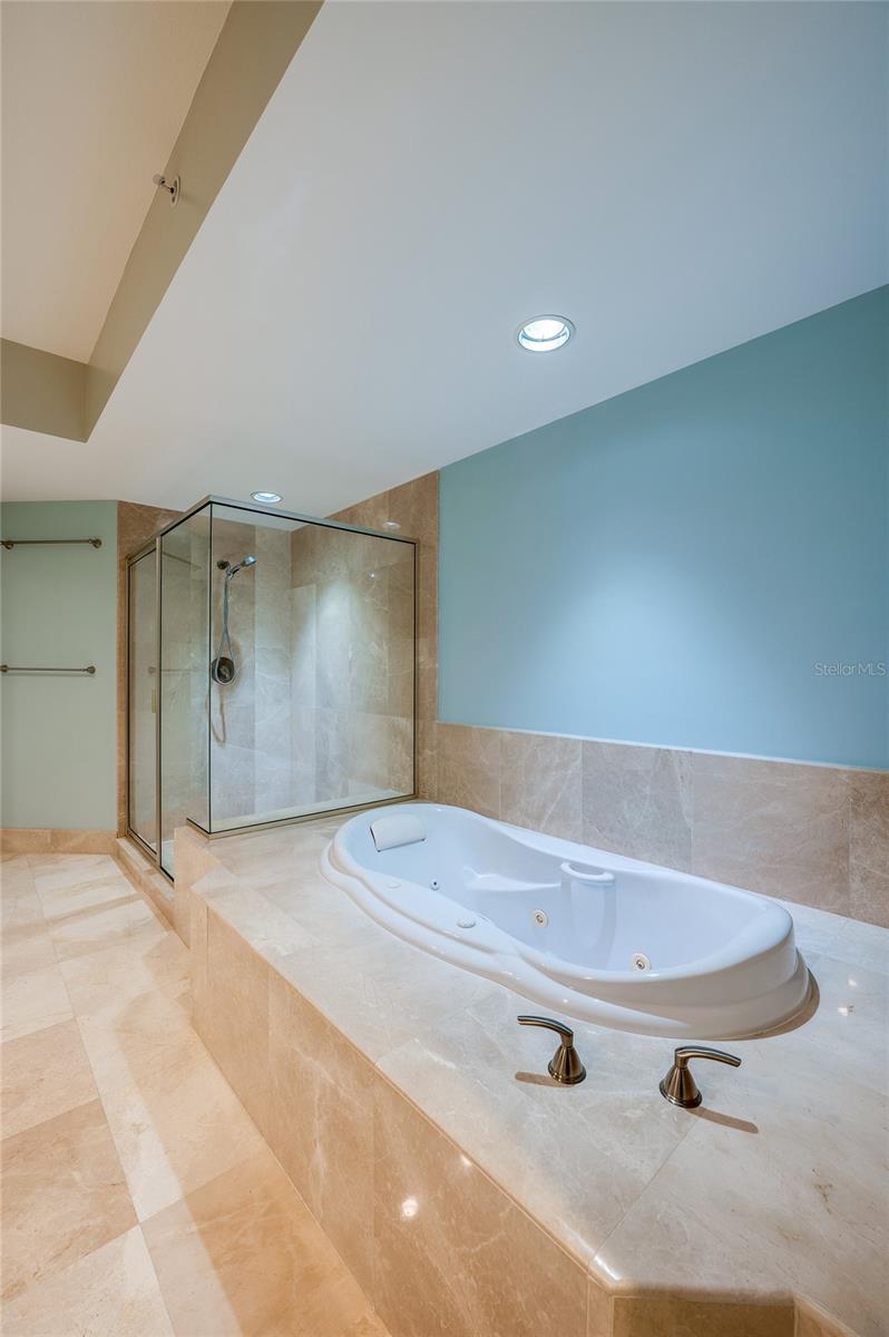 MARINA GRANDE/HALIFAX 01 - Residential