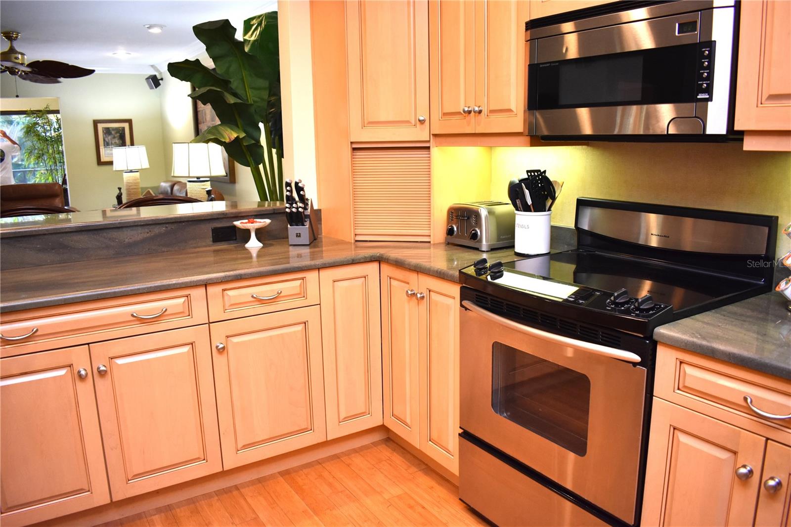 THE TERRACES AT WILD OAK BAY III - Residential Lease