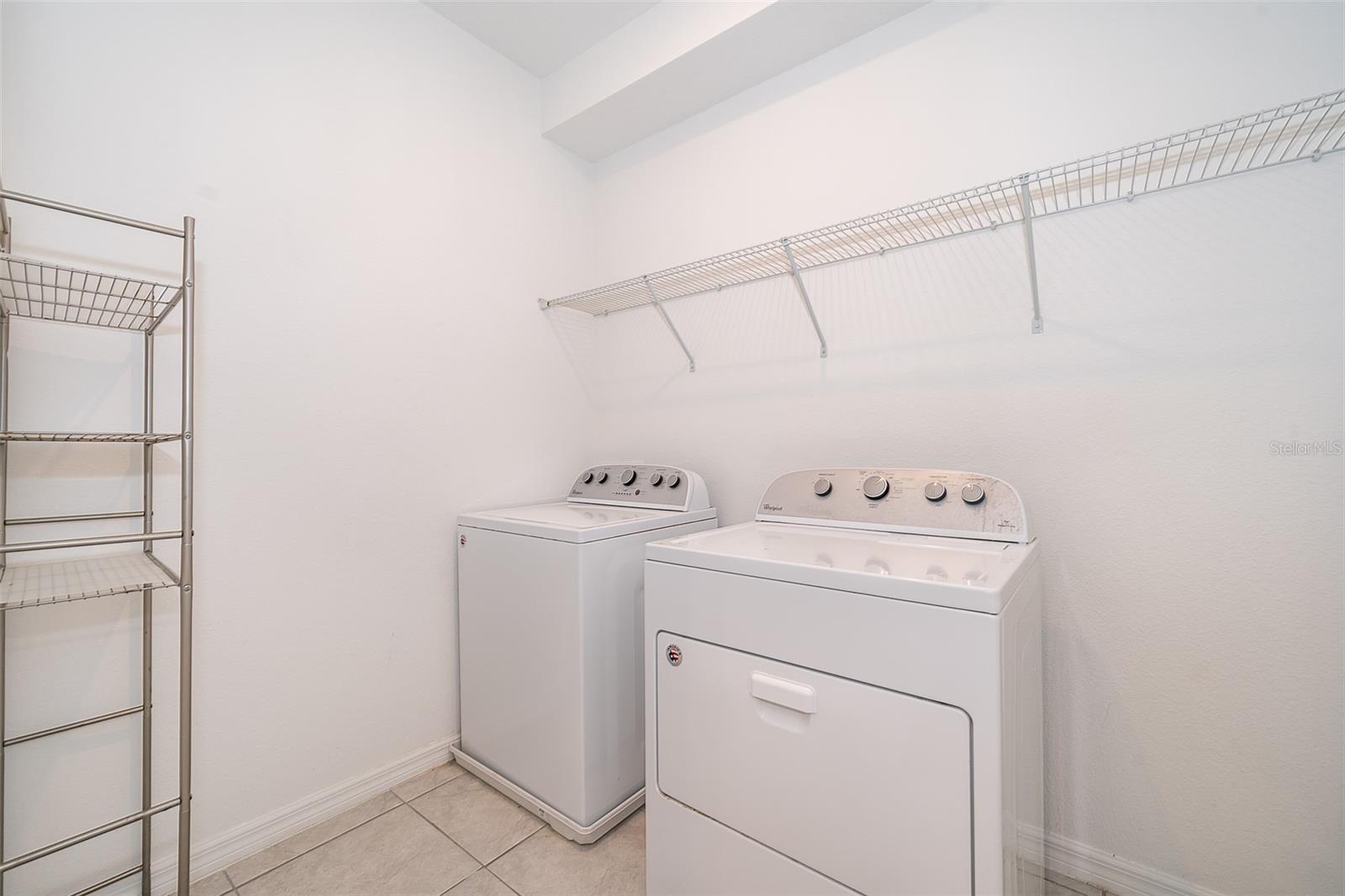 ARBORS/MDW WOODS - Residential Lease