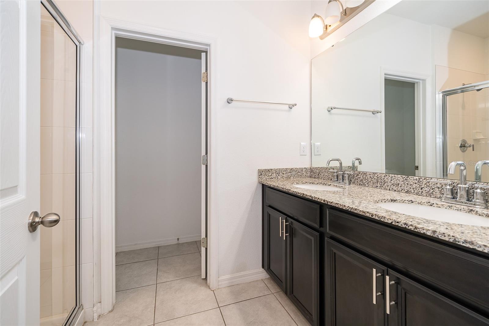 ARBORS/MDW WOODS - Residential Lease