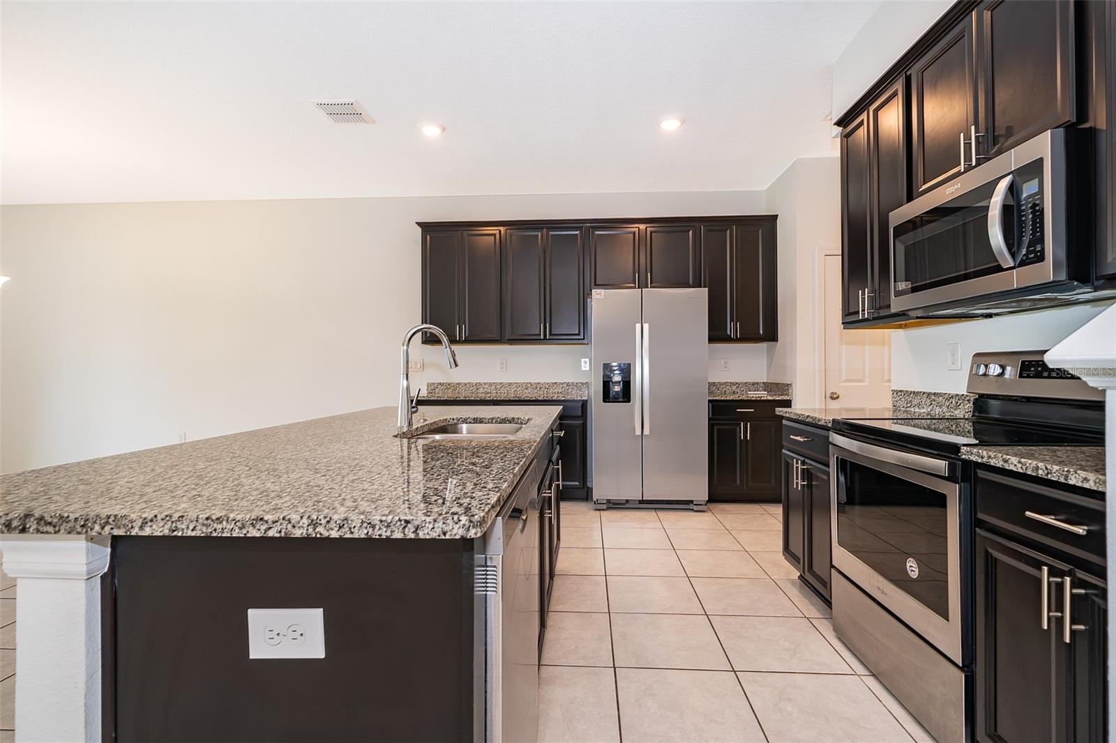 ARBORS/MDW WOODS - Residential Lease