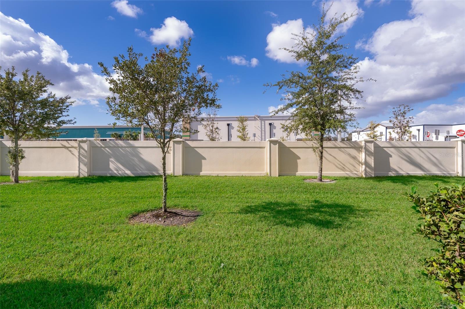 ARBORS/MDW WOODS - Residential Lease