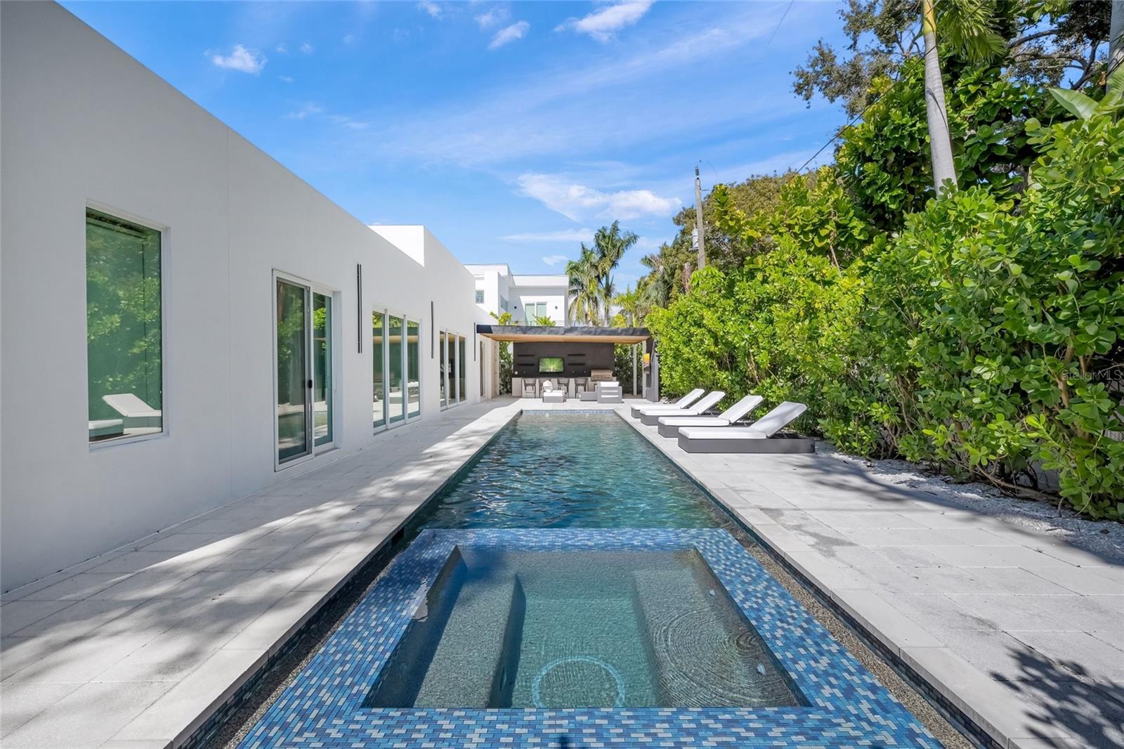 INDIAN SHORES - Residential